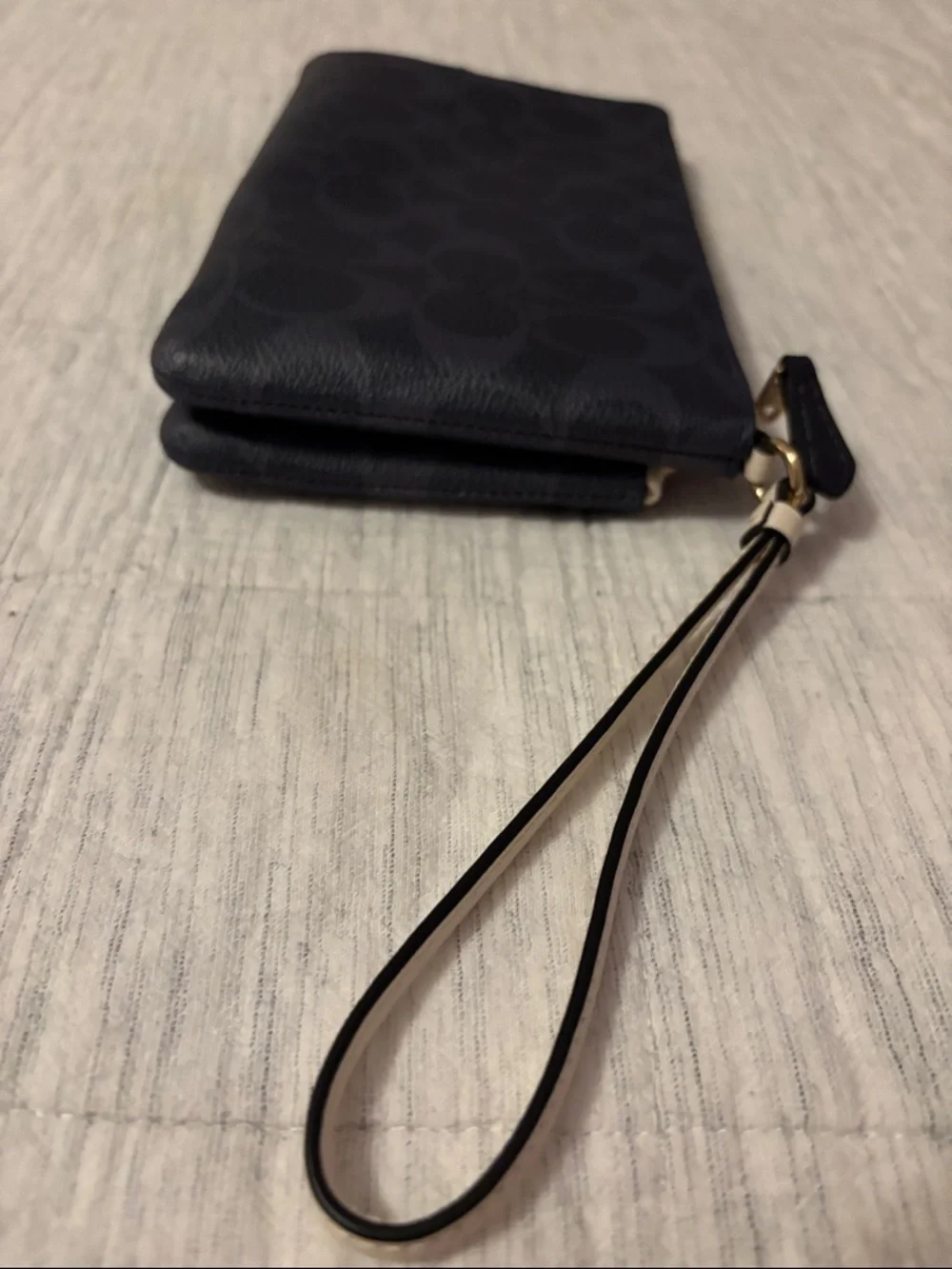 COACH Double Zip Wristlet in Navy Signature Canvas with White Strap - Picture 7 of 12